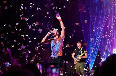 Persiapan Konser Coldplay